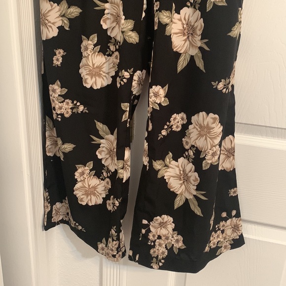 Shein Floral Flared Pants - Picture 2 of 5